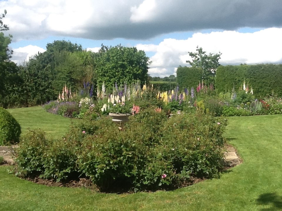 Ashley Gardens, Tetbury, Gloucestershire, GL8 8SX - National Garden Scheme