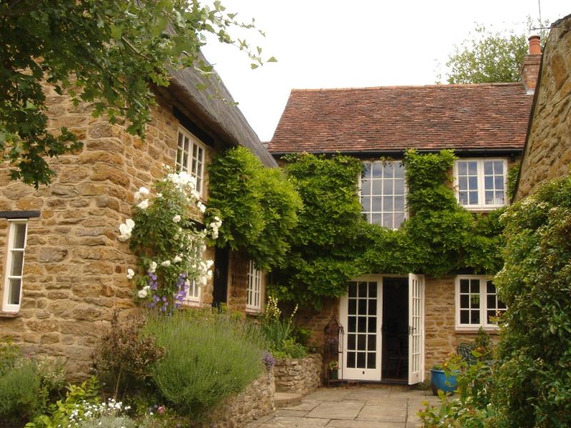 Shakespeares Cottage
