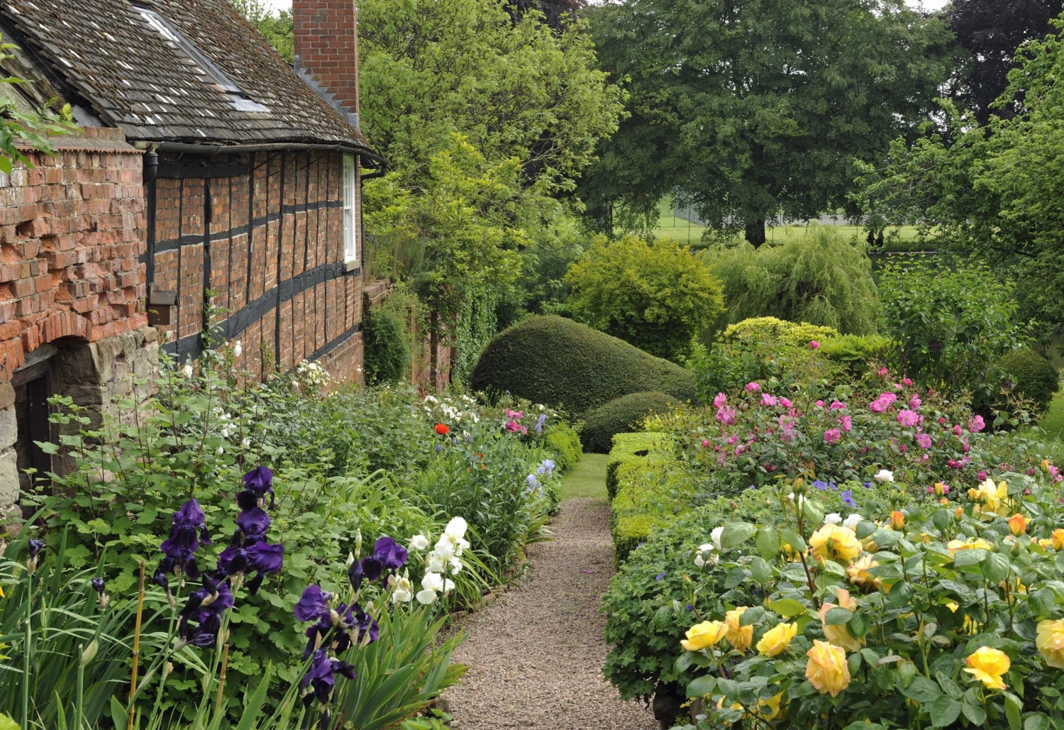 Hereford Cathedral Gardens, Hereford, Herefordshire, HR1 2NG - National ...