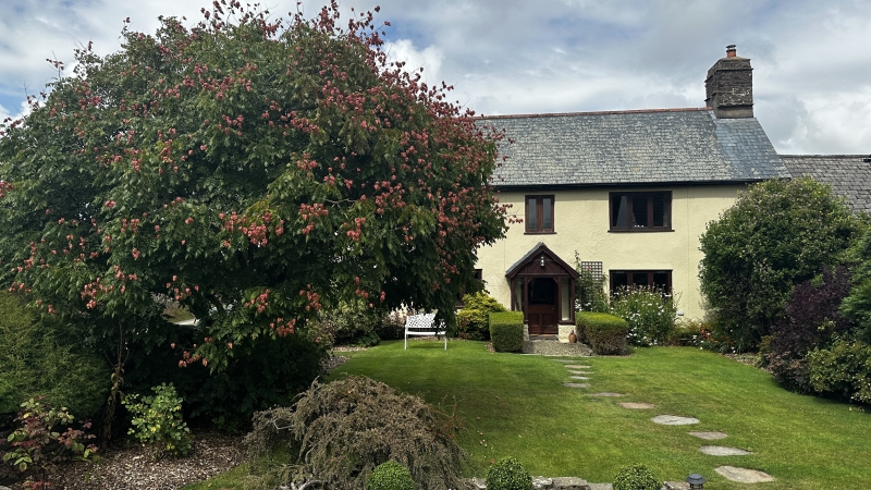 East Woodlands Farmhouse