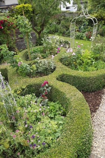 Corntown Gardens image