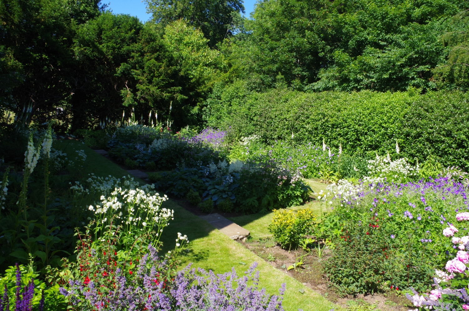 Ossington House, Newark, Nottinghamshire, NG23 6LD - National Garden Scheme