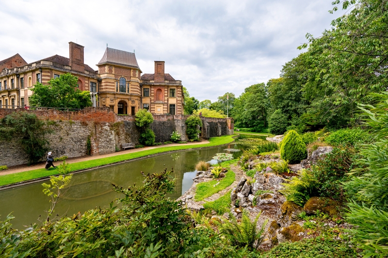 Eltham Palace and Gardens