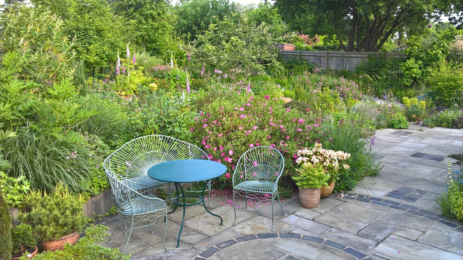 Hassocks Village Garden Trail, Hassocks, Sussex, BN6 8EY - National ...