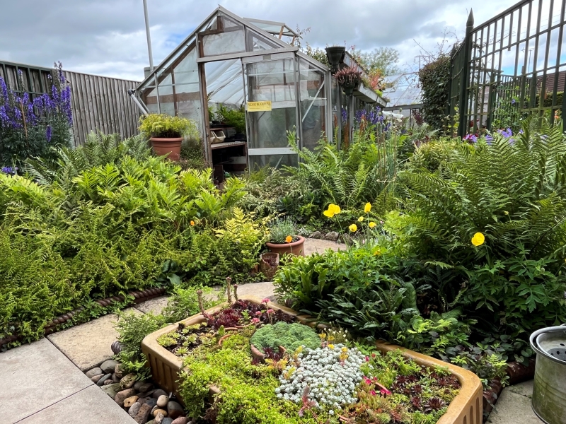 Fern House, 5 Wold Road