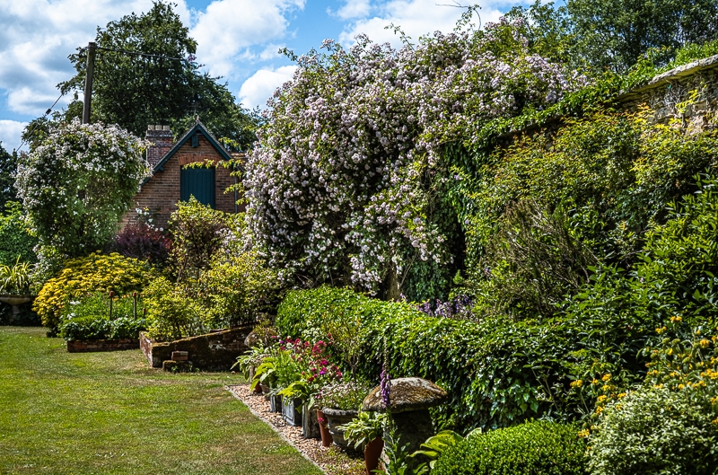 Shillingstone House