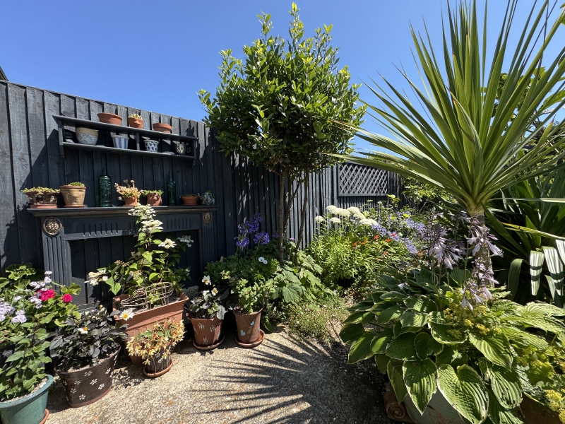 36 Jellicoe Close
