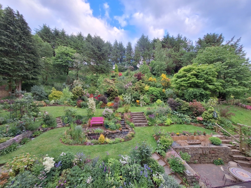Brampton East Gardens image