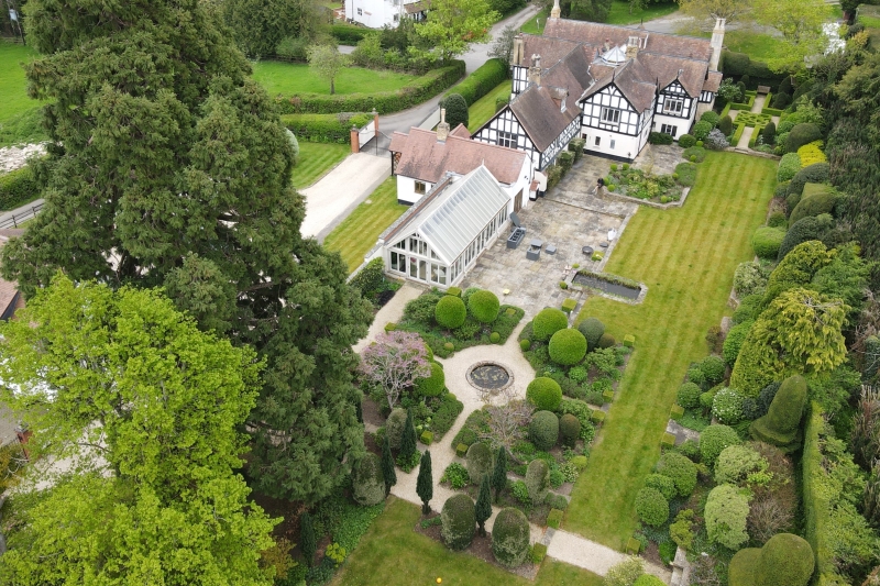 Badgeworth Manor