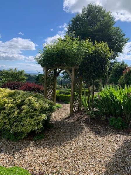 Tal-Y-Fan Farm - Bridgend | NGS Gardens