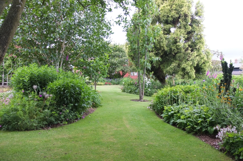 Christchurch Village Gardens