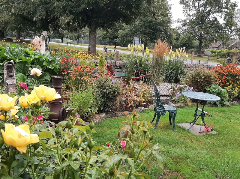 The Lodge, Tissington Gates image