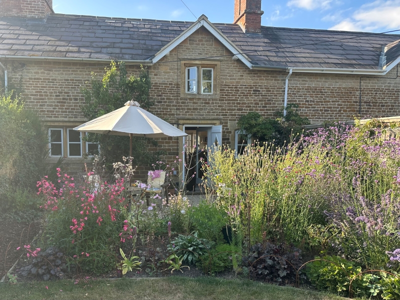 Pear Tree Cottage image