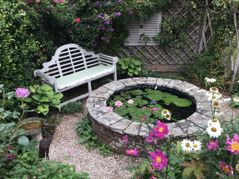 St Helens Lodge image