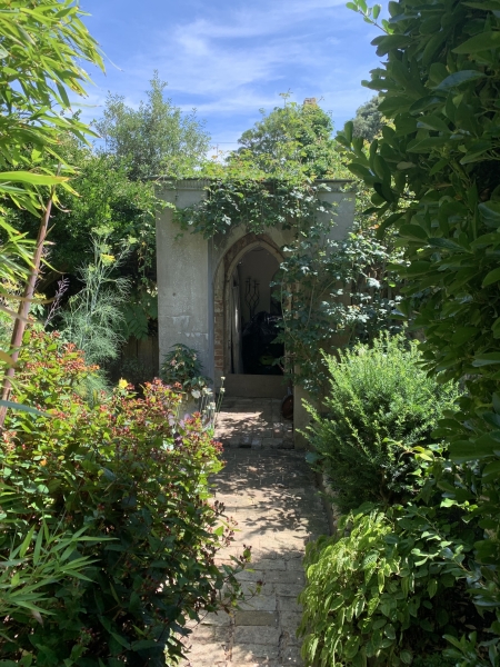 Victoria Lodge