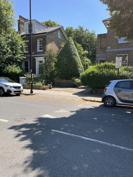 48 Canonbury Park North